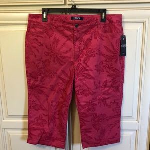 NWT Chaps Capris